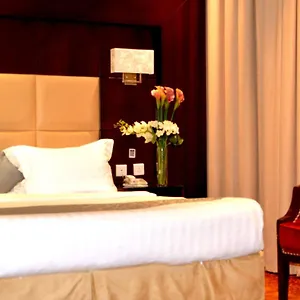  Aparthotel Arjan Suits Saudi Arabia